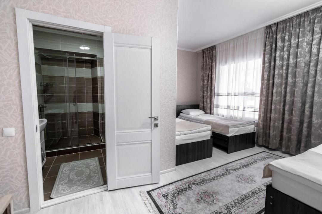 Mixx Hotel Karakol Kültér fotó