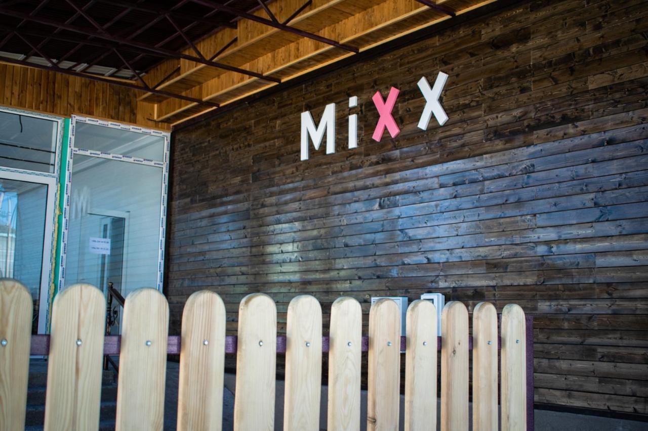 Mixx Hotel Karakol Kültér fotó