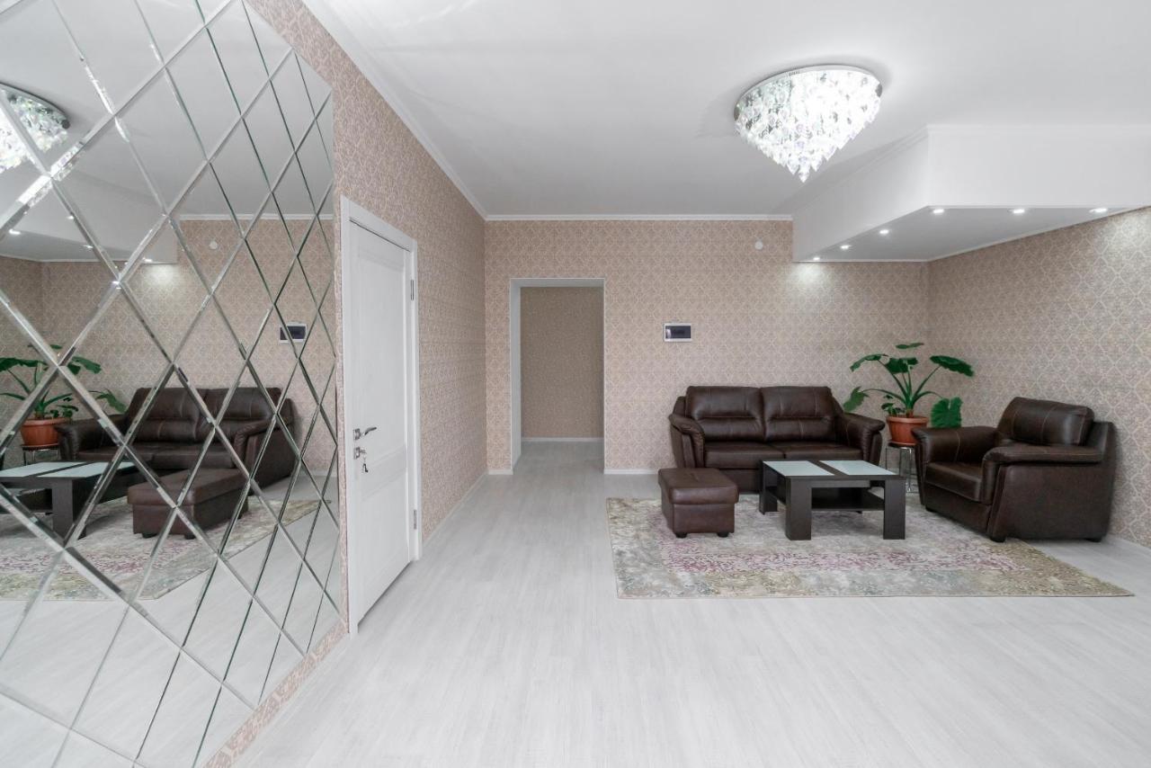 Mixx Hotel Karakol Kültér fotó