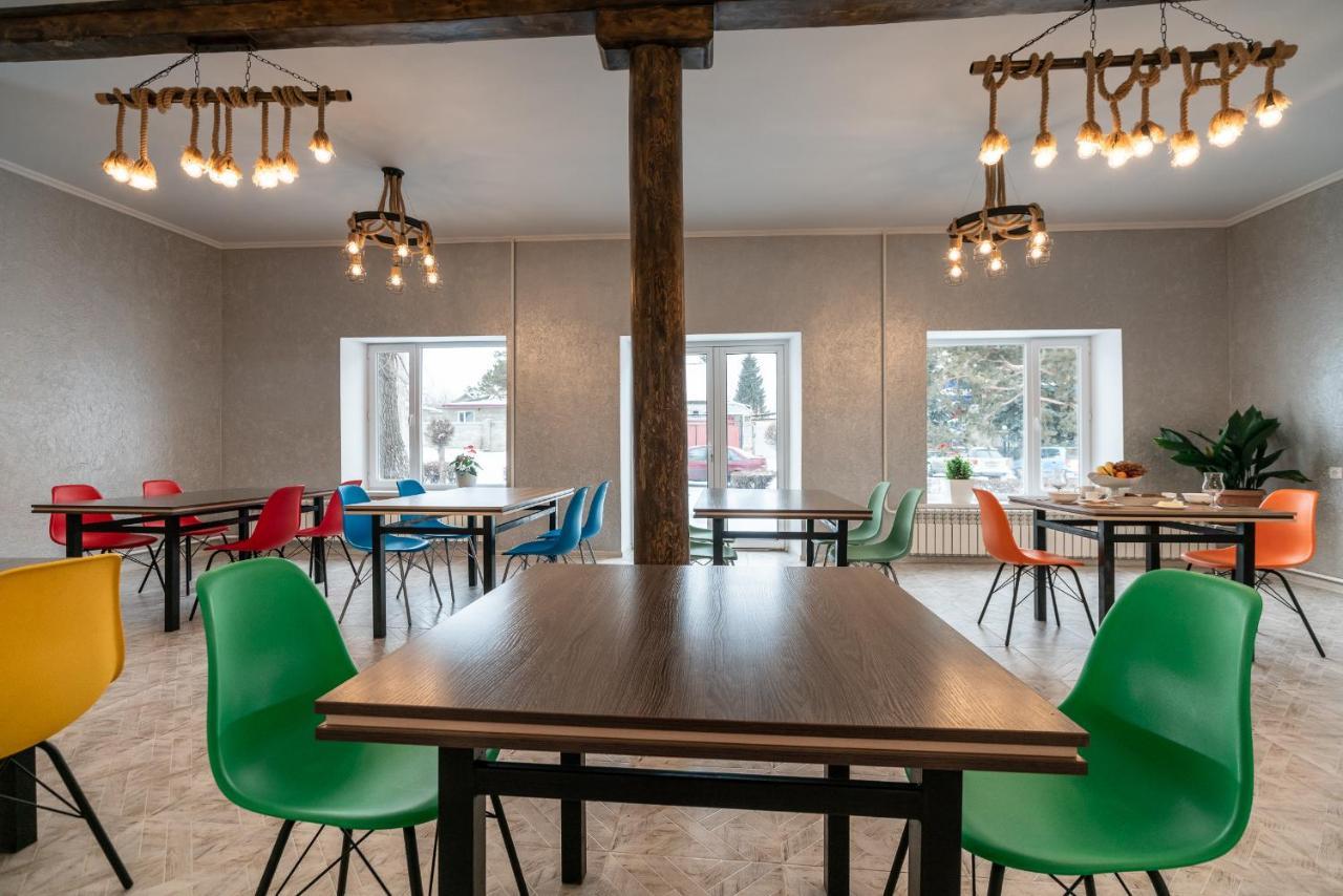 Mixx Hotel Karakol Kültér fotó