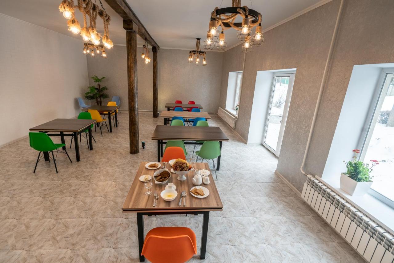 Mixx Hotel Karakol Kültér fotó